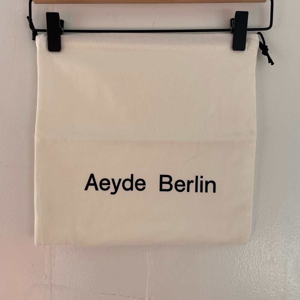 Aeyde Cream Dust Bag